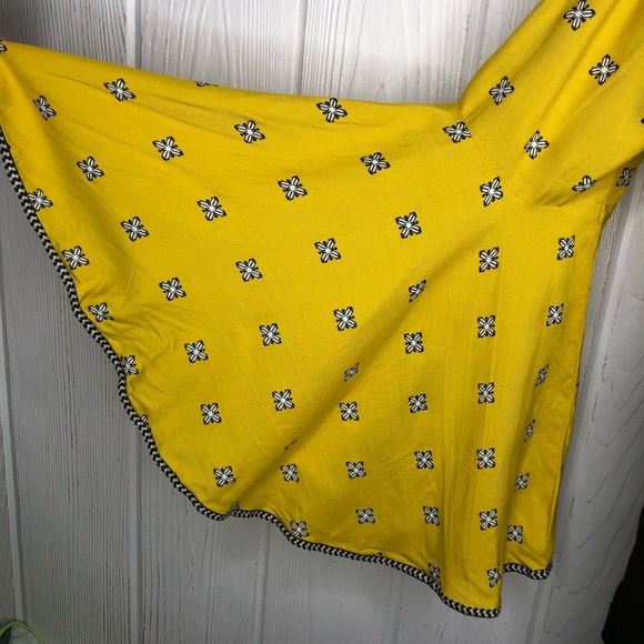W Yellow Boho Printed Cropped Top Bell Sleeves L NWT Bollywood - Picture 4 of 9